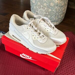 Nike Air Max 90 Triple White Men's Size 8.5 CN8490-100